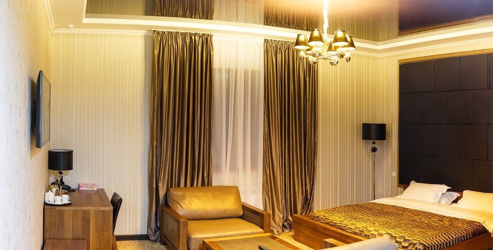 Astor Hotel & Spa Bishkek Exteriör bild